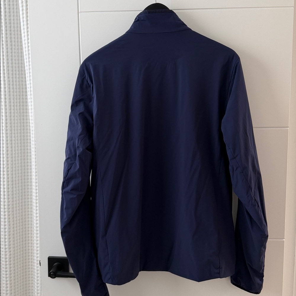 Descente Light Jacket - Picture 3 of 10